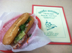 Bánh Mì Quốc Hương
