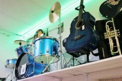 Thế Giới Âm Nhạc