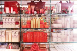 Victoria Cosmetics Bridals & Fashions