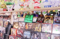 Thế Giới Âm Nhạc