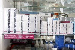 Hoàng Nhung Cosmetic