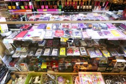 Vina Cargo & Nail Supply