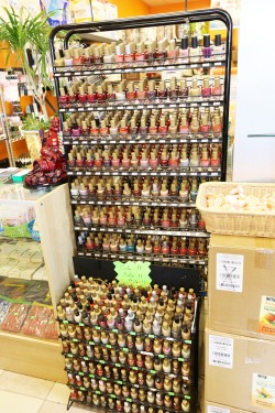 Vina Cargo & Nail Supply