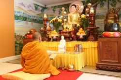 Thiền Viện Minh Đăng Quang