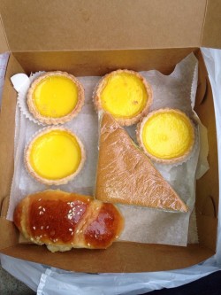 Tiệm Bánh Hồng Kông Bakery